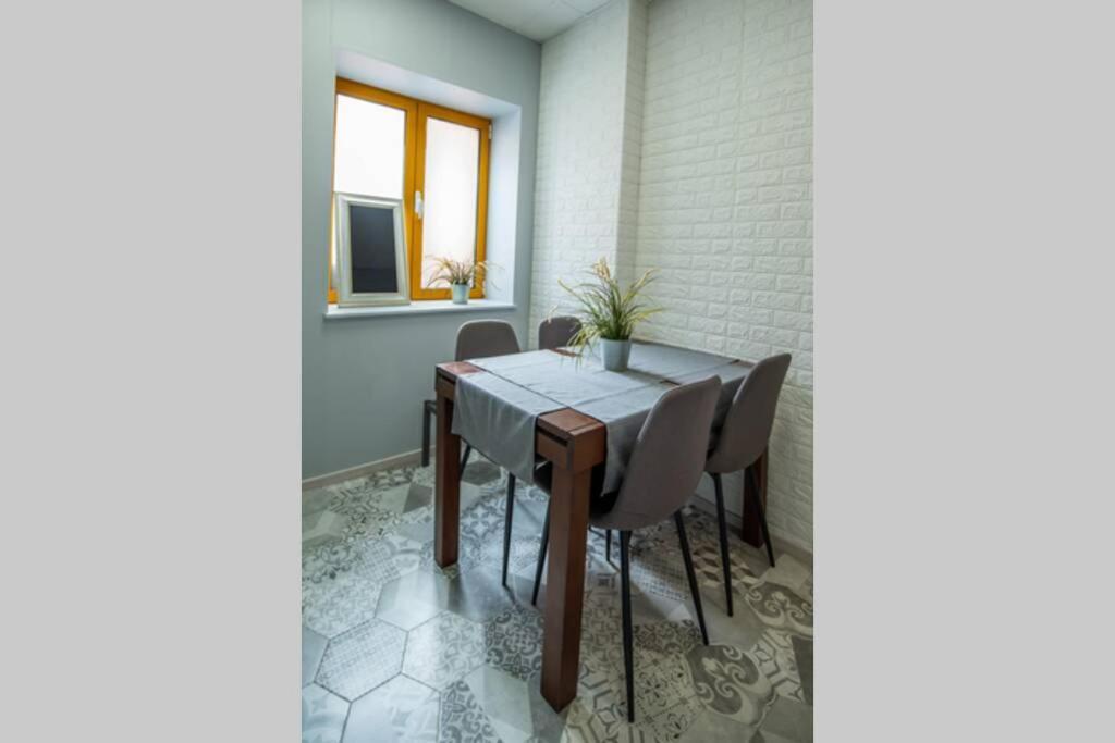 Huge Stylish Monroe 1 / Centre Apartment